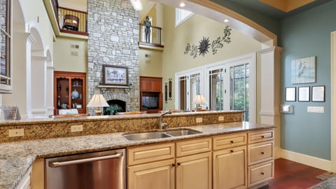 Guests can sit at the Bar to watch the Cooks