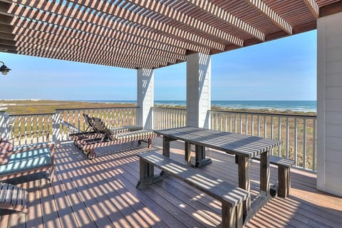 Unwind on your private oceanfront deck with panoramic sea views. Perfect for morning coffee or sunset cocktails.