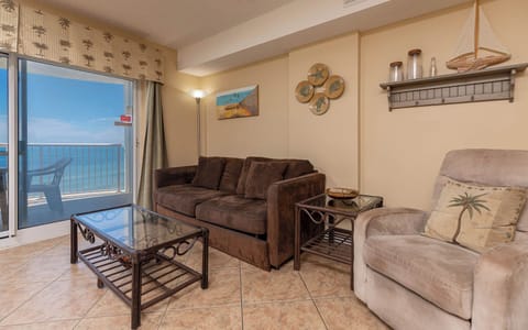 Royal Palms 1207, 561 East Beach Blvd, Gulf Shores, Alabama, beach front, 1 bedroom condominium