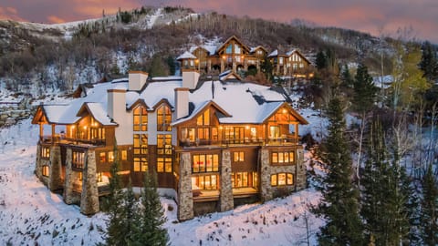 Welcome to Falconhead Lodge - Grande!