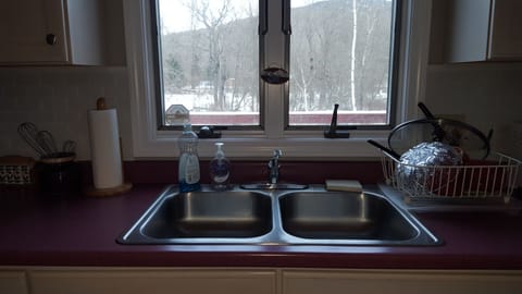 View from kitchen, private setting, fully stocked kitchen, just bring your food.