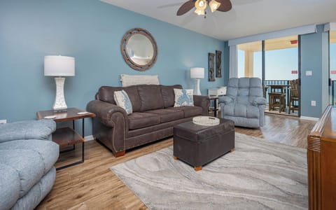Phoenix V 714, Orange Beach, Alabama, beach front, 1 bedroom condominium on the 7th floor
