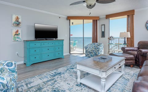 Phoenix IV 4083, Orange Beach, Alabama, beach front, 3 bedroom condominium on the 8th floor