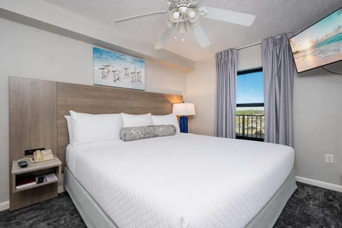 Phoenix All Suites West Hotel 1603, Gulf Shores, Alabama, beach front, 1 fully equipped hotel suite on the 16th floor