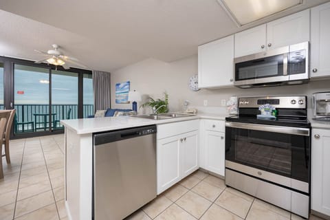 Phoenix All Suites West Hotel 503, Gulf Shores, Alabama, beach front, 1 bedroom hotel suite on the 5th floor