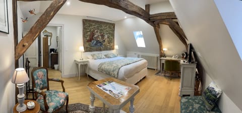 Standard Double Room | Individually decorated, individually furnished, desk, laptop workspace