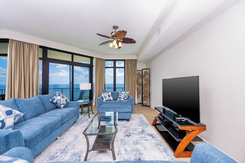Phoenix West 2404, Orange Beach, Alabama, beach front, 3 bedroom condominium on the 24th floor