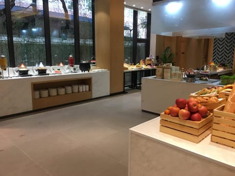 Free daily buffet breakfast
