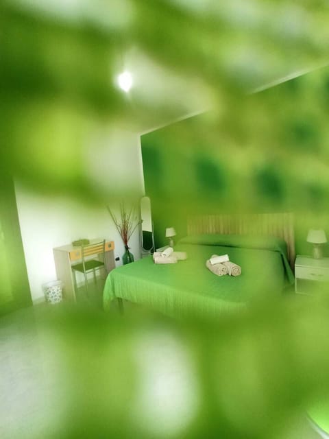 Comfort Double Room | Iron/ironing board, free WiFi, bed sheets