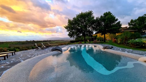 Seasonal outdoor pool, sun loungers