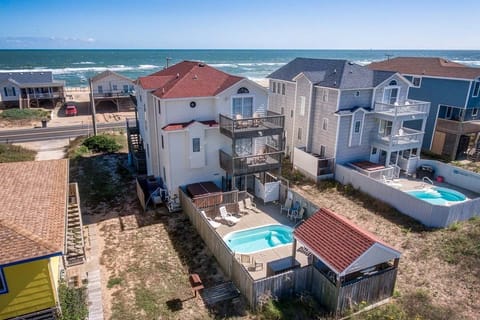 Rear Aerial View of Sunny Outlook