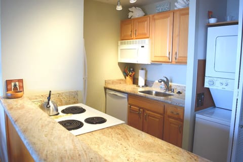 Full kitchen and convenient in-unit washer/dryer