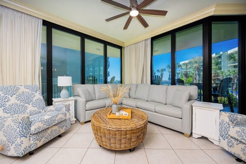 Phoenix on the Bay 1131, Orange Beach, Alabama, bay view, 2 bedroom condominium on the 1st floor