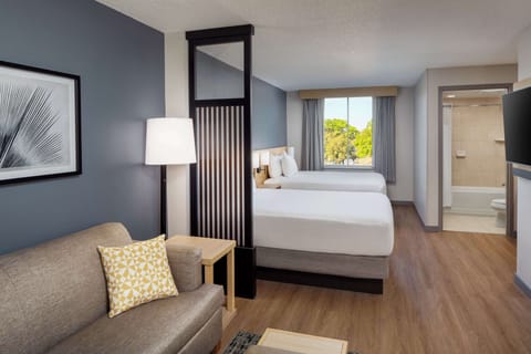 Premium bedding, pillowtop beds, in-room safe, desk