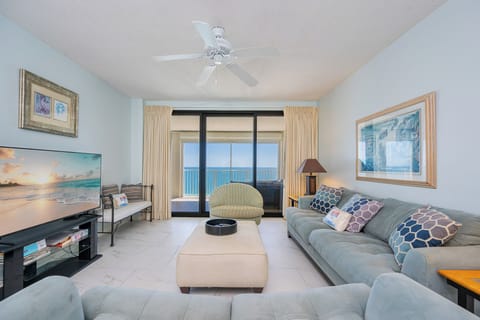 Pelican Pointe 1404-13