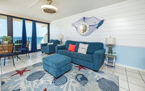 Island Winds East 703 Gulf Shores, Alabama, beach front, 2 bedroom condominium on the 7th floor