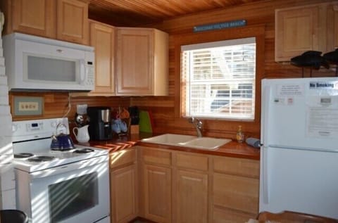Recently remodeled kitchen with all new appliances.