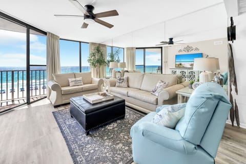Windward 403 at Edgewater