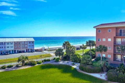 Forget All Your Cares and Take in The Gulf Breezes