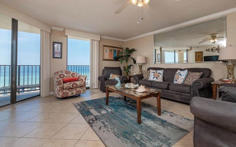 Phoenix V 512, Orange Beach, Alabama, beach front, 3 bedroom condominium on the 5th floor