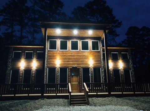 Rowdy Fox Cabin