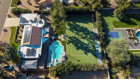 Sport court