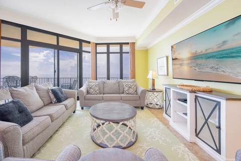 Phoenix West 2604, Orange Beach, Alabama, beach front, 3 bedroom condominium on the 26th floor