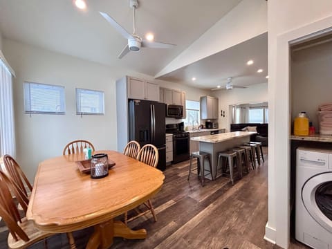 Open concept floor plan.