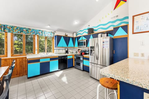 CL718: Dunewood | Top Level Kitchen