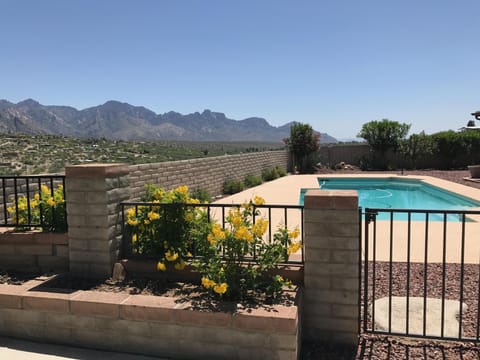 Near 360' Mountain Views