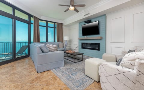 Phoenix West 1906, Orange Beach, Alabama, beach front, 3 bedroom condominium on the 19th floor