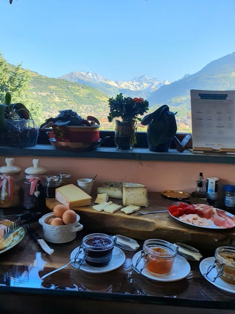 Free daily local cuisine breakfast