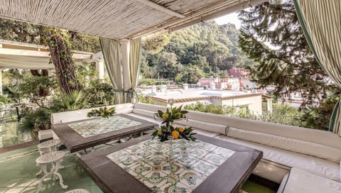 Villa, 4 Bedrooms | Terrace/patio