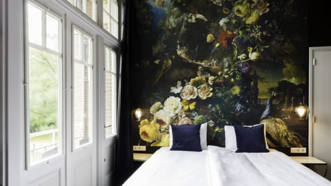 Superior Double Room, Balcony | Premium bedding, minibar, in-room safe, desk