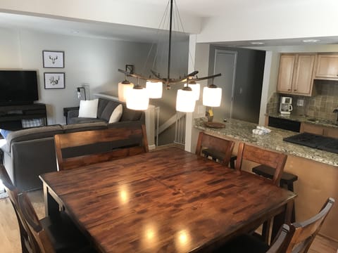 Dining Room / Kitchen / Bar Stools