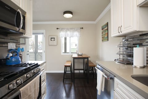 Bright dinning area. Extra chairs are provided if needed!