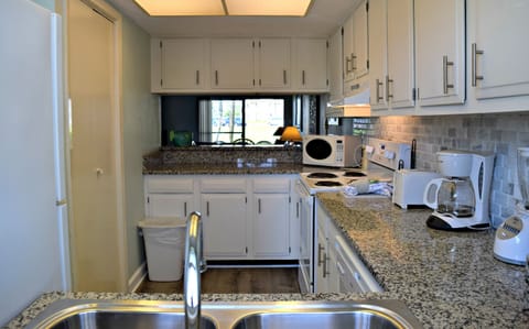 Beautiful kitchen everything you need. - Everything you need here in the kitchen... even if you eat all your meals out - coffee is still an option!