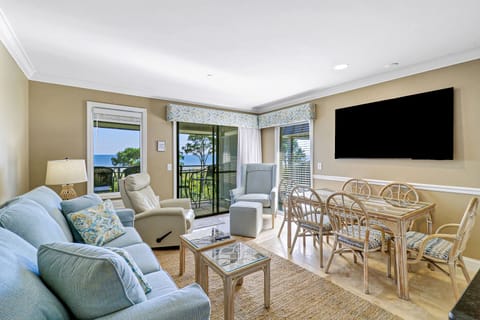 Ocean Dunes 409 - Living room