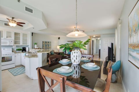 Dining Area for Six (6) w/ Private Balcony Access