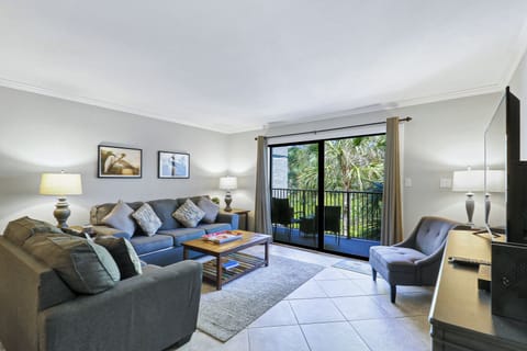 Xanadu B9 - Living Area