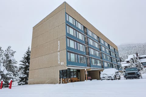Summit House