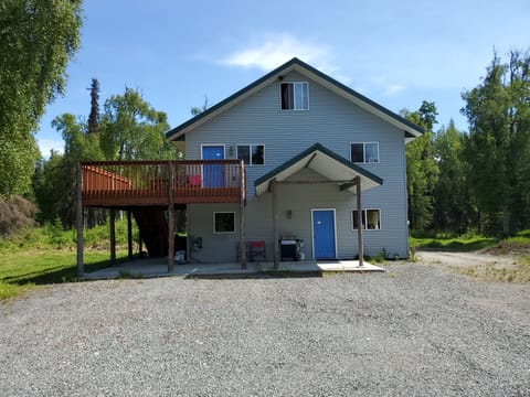 Nice home close to Kenai & Kasilof rivers
