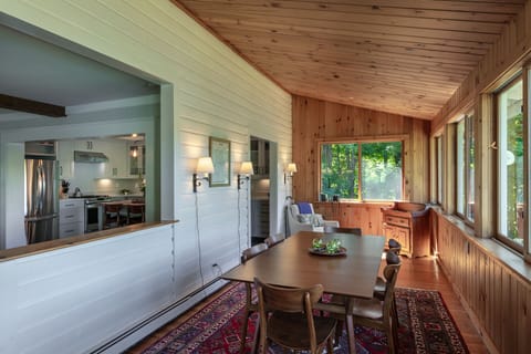 Dining area in Sunroom