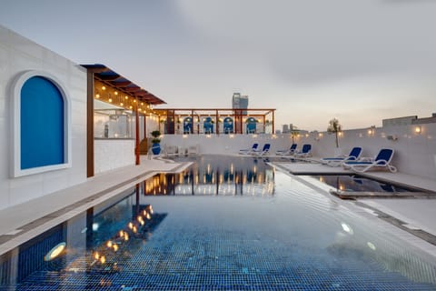 Rooftop pool