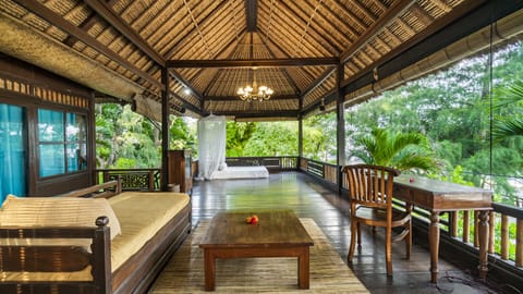 Sea View Room Duyung | Terrace/patio