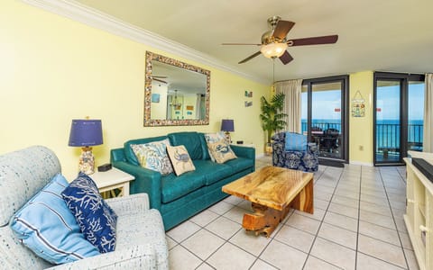 Phoenix IV 4082, Orange Beach, Alabama, beach front, 1 bedroom condominium on the 8th floor
