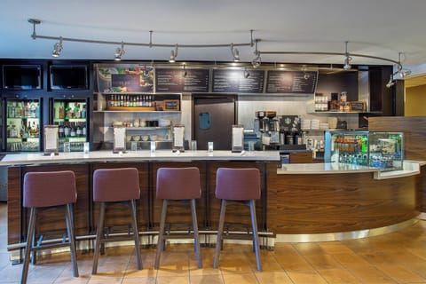 Daily cooked-to-order breakfast for a fee