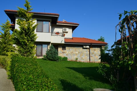 Welcome to Villa on the Black Sea
