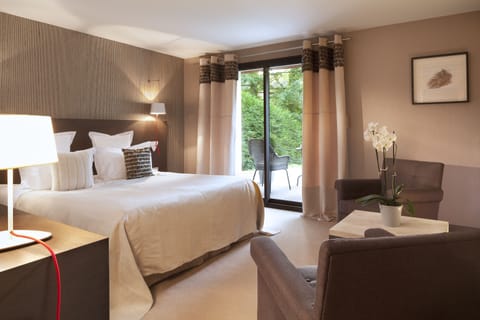 Chambre Privilège Double ou Twin | Premium bedding, in-room safe, soundproofing, free cribs/infant beds