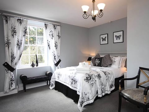 Double Room (Room3) | Hypo-allergenic bedding, individually decorated, individually furnished